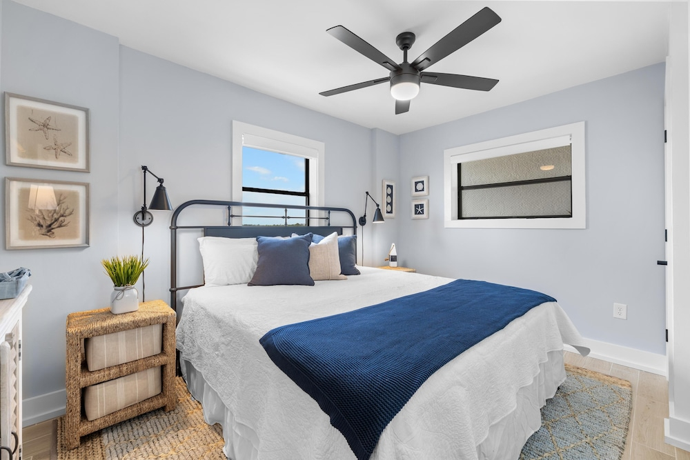 Seaside Beach & Racquet 3501