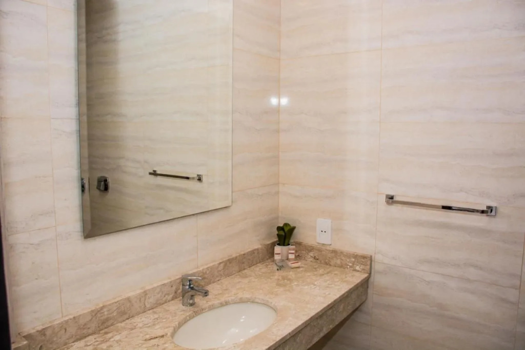 SERPYL Plaza Hotel