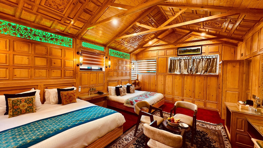 Kashmir Mahal Resorts by Stay Pattern