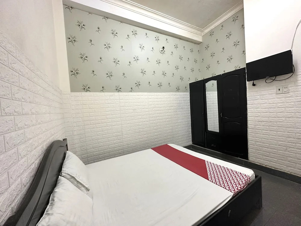 OYO 1172 Tai Loc Hotel