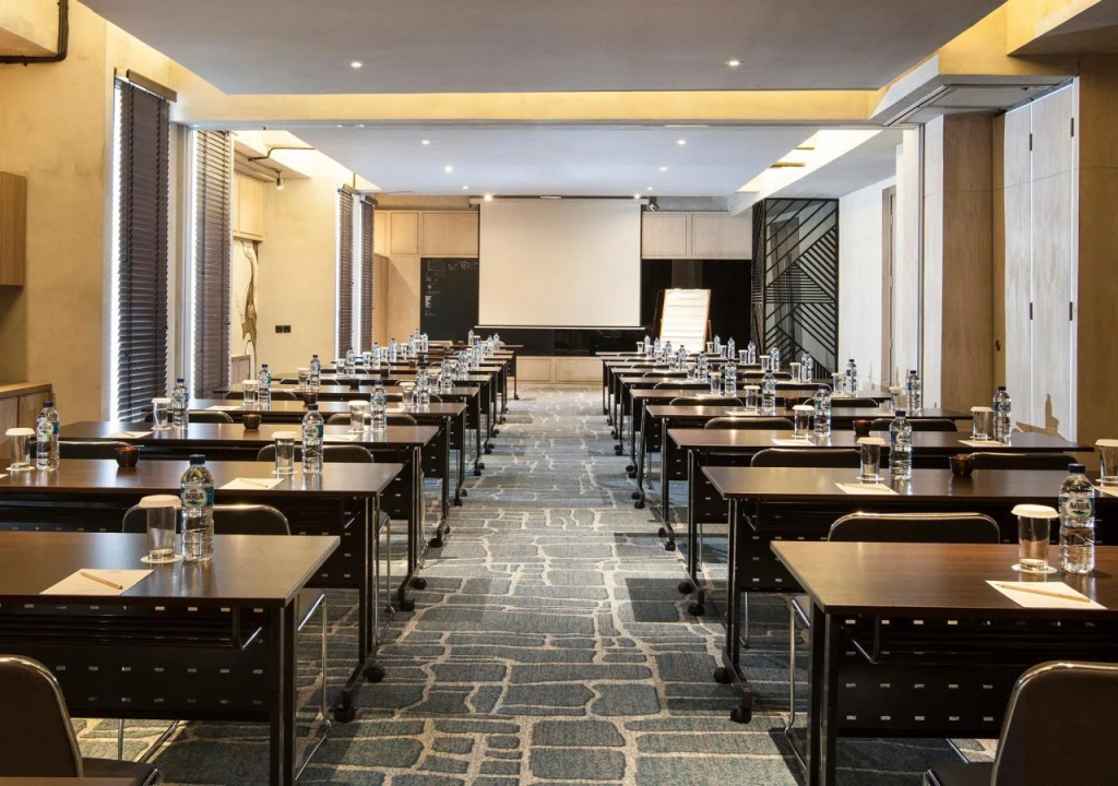 GAIA Cosmo Hotel