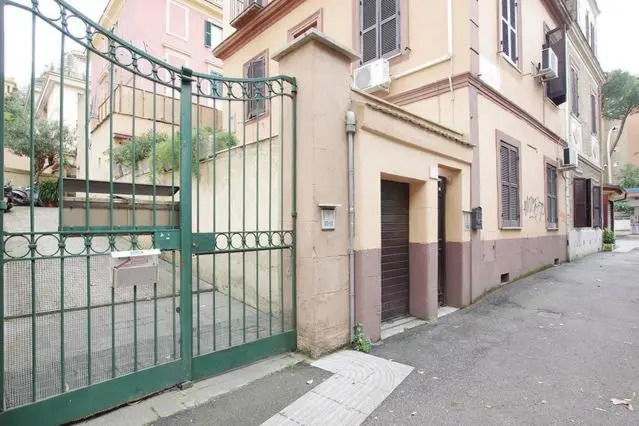 Flavio's flat