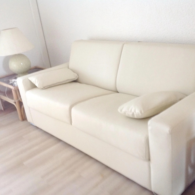 Apartment With one Bedroom in Cavalaire-sur-mer, With Wonderful sea View and Furnished Balcony - 50 m From the Beach