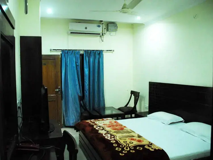 Hotel Royal Regency