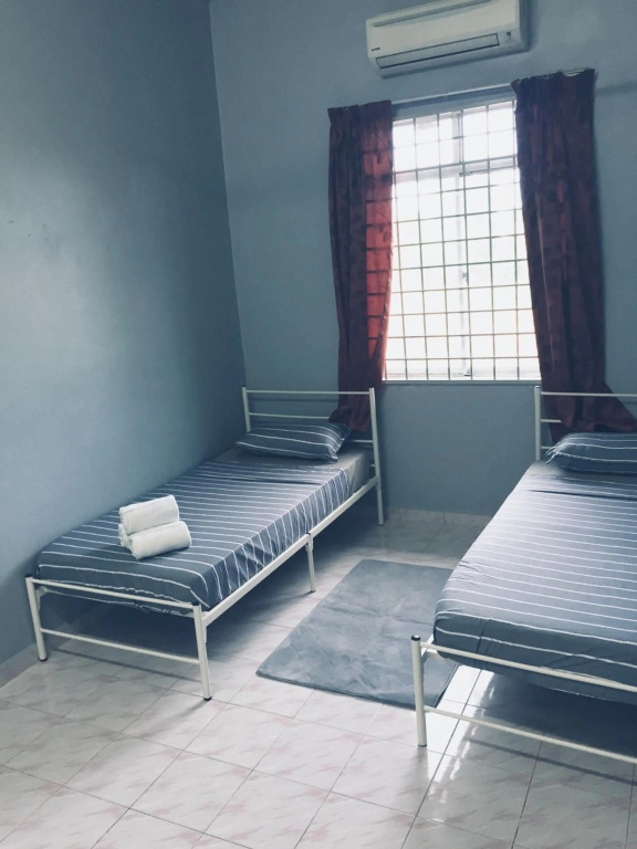 Deena Homestay