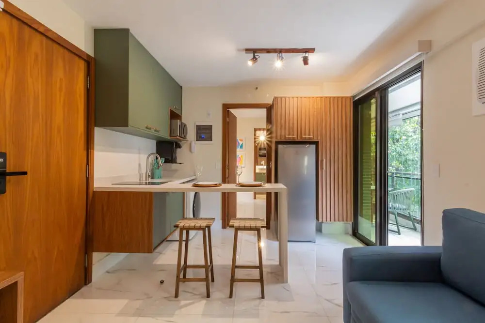 6 Minutes From Leblon Beach Gsm103