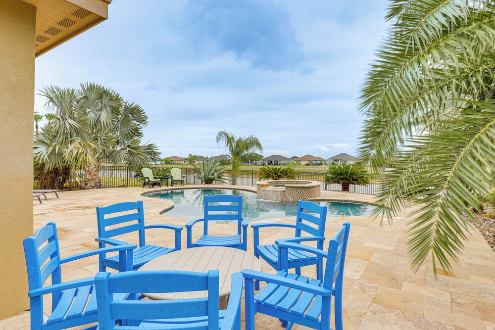 Laguna Vista Resort-style Home, Private Pool & Spa