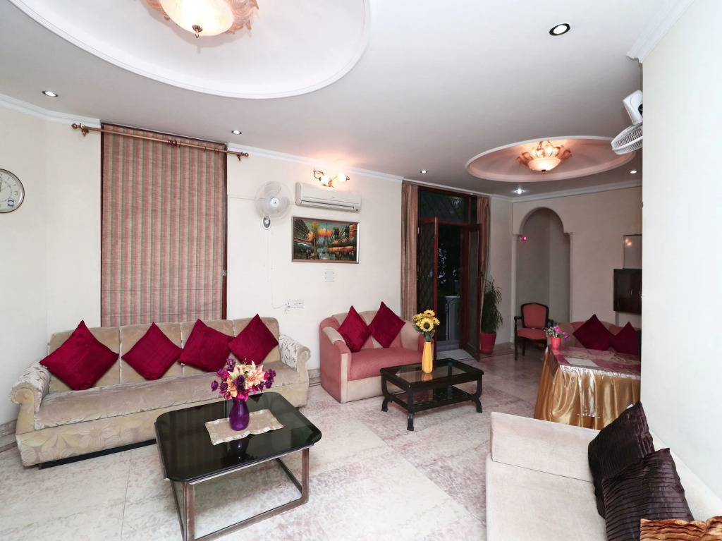 OYO 16167 Hotel Golf View Dlf