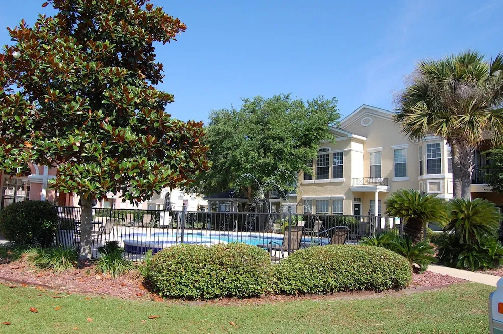 Legacy Villa 1701 3 Bedrooms 2 Bathrooms Condo