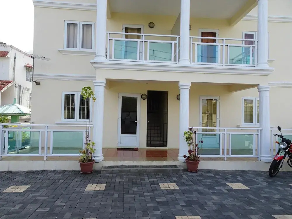 Apartment With 2 Bedrooms in Pereybere, With Shared Pool and Enclosed Garden Near the Beach