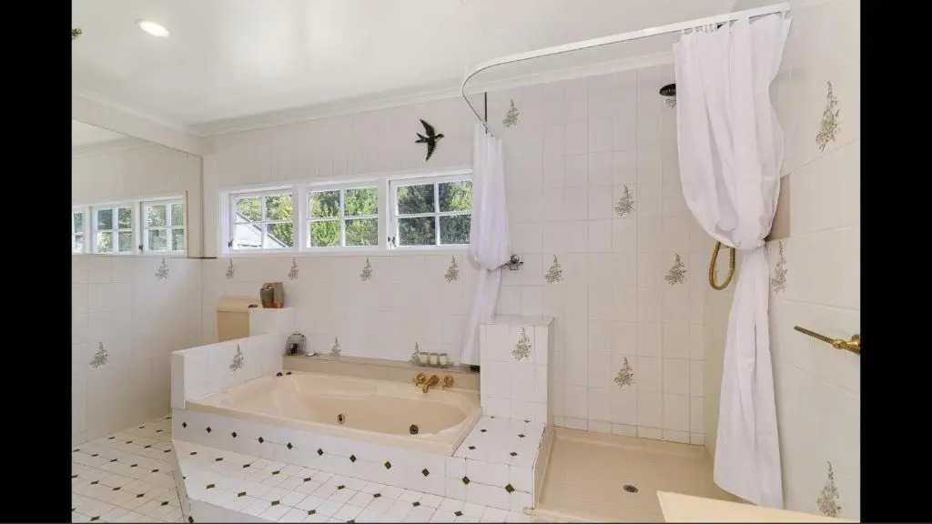 Amys Forest City Villa
