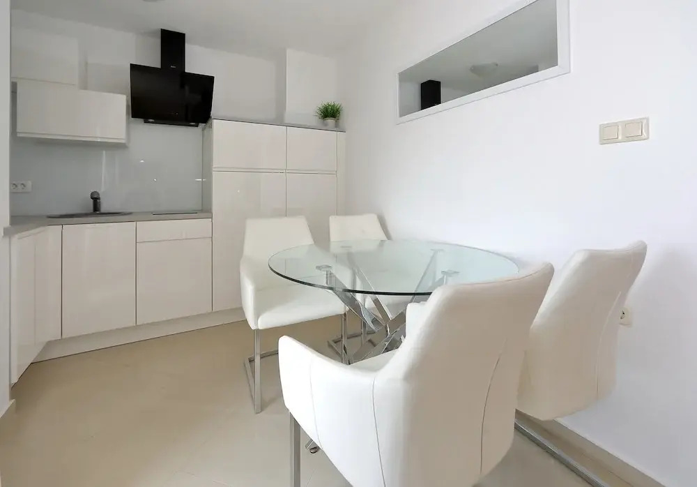 Apartments Nina
