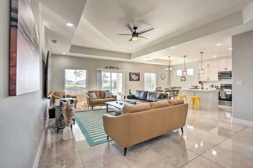 Stunning Laguna Vista Retreat w/ Pool & Grill