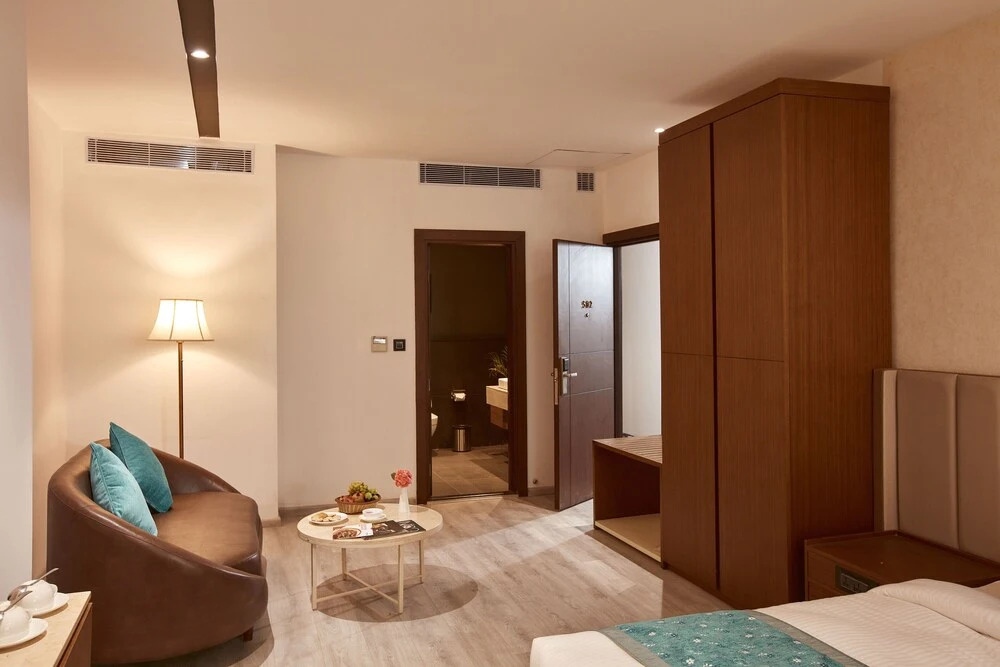 Indreni Suites Hotel