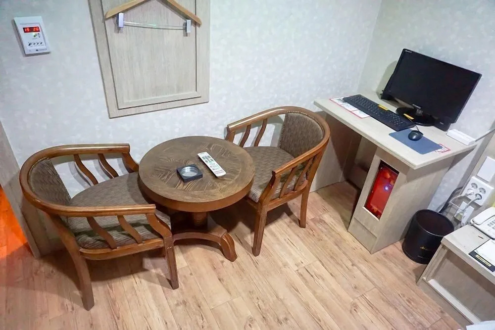 MU Motel