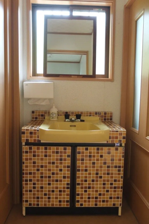 YOKI Guest House