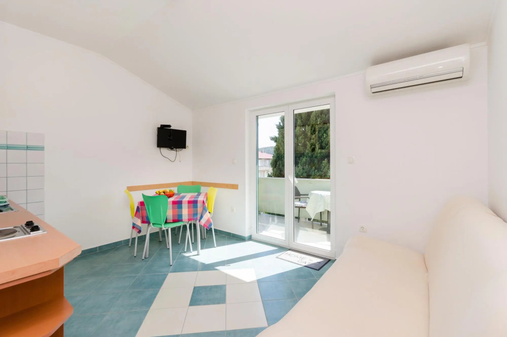 Apartments Ruzica M