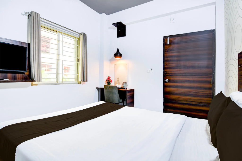 Super Townhouse Chandrasekharpur