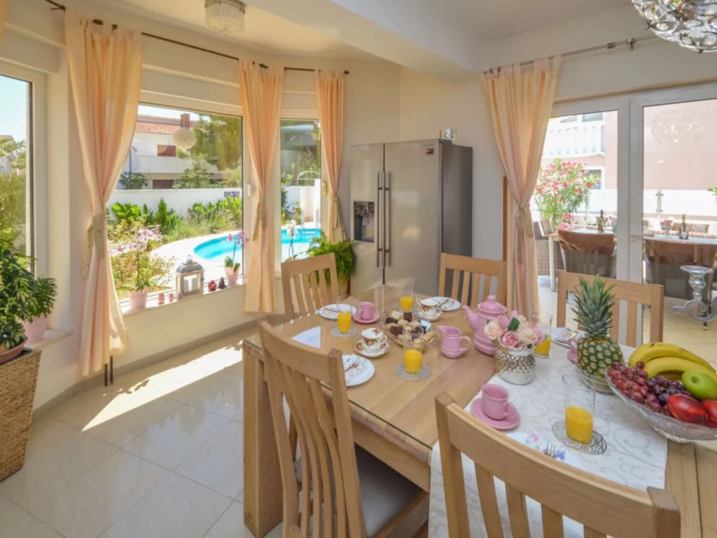 House Valdor Cervia