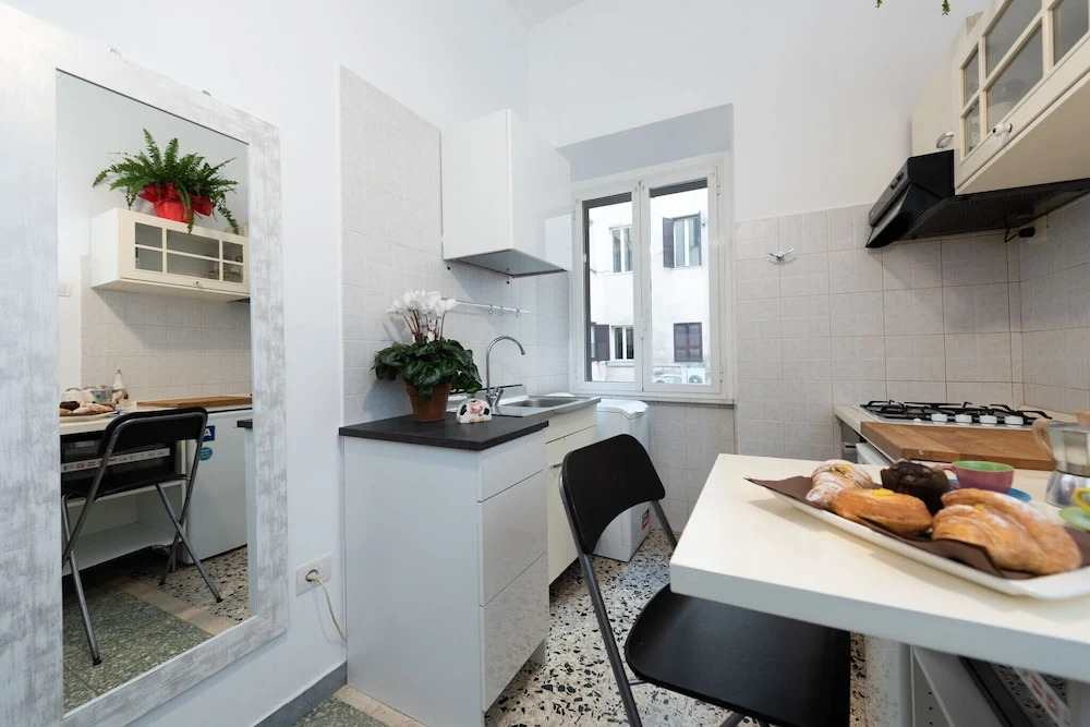 Raffaele Apartment Termini Station