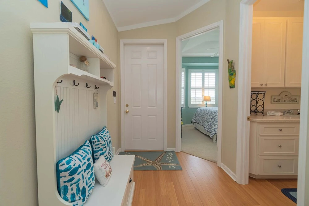 Gulf Three Bedroom Villa by Redawning