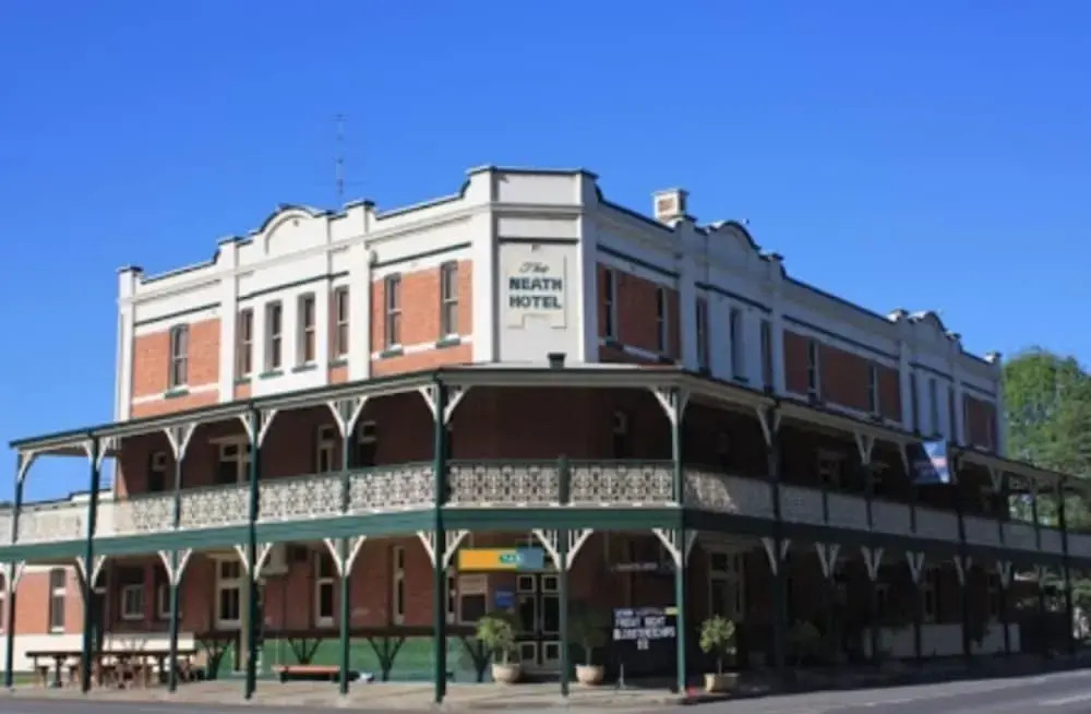 Neath Hotel