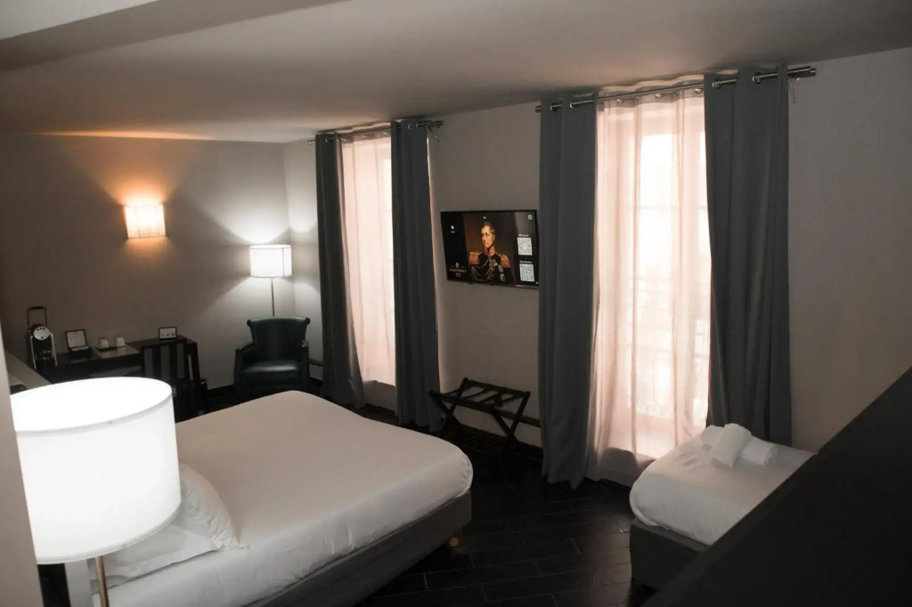 Hotel POZZO DI BORGO