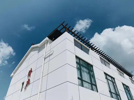 Qinglu Hostel