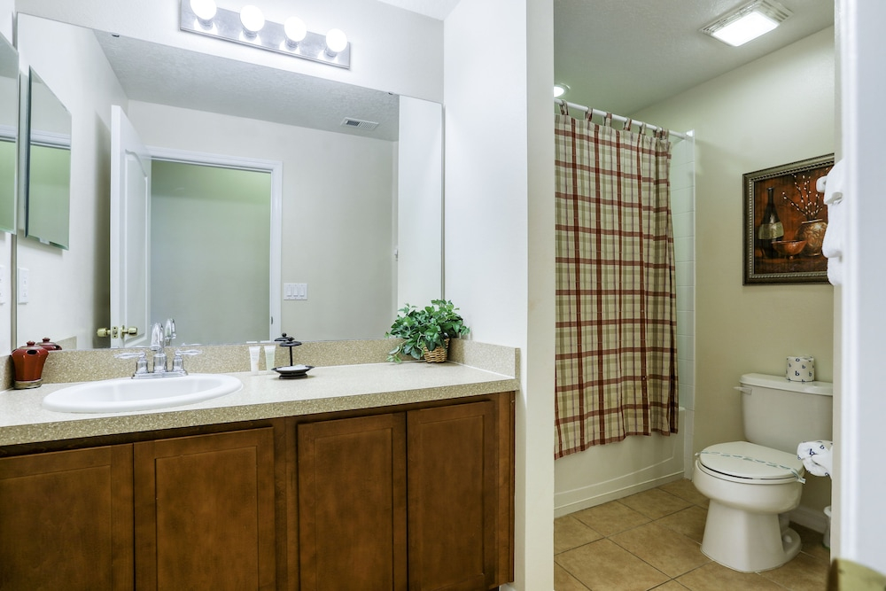 Gorgeous Home Near Disney With Private Pool, Pool Spa, On-site Gym, Tennis, AC