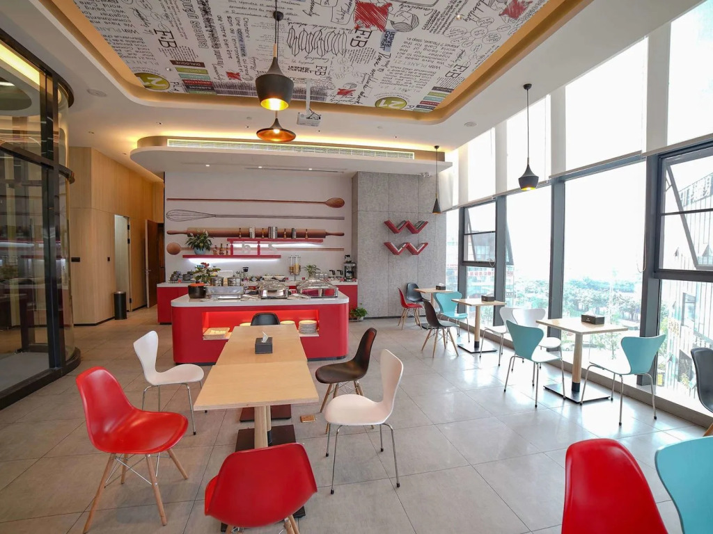 Ibis Chengdu Hi-Tech Zone Longhu Hotel