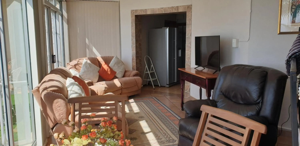 Blue Water Bay Holiday House