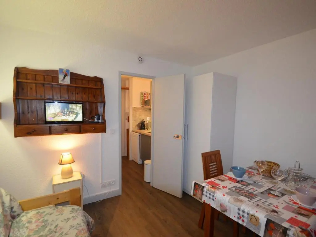 Appartement Les Menuires, 1 pièce, 2 personnes - FR-1-452-273
