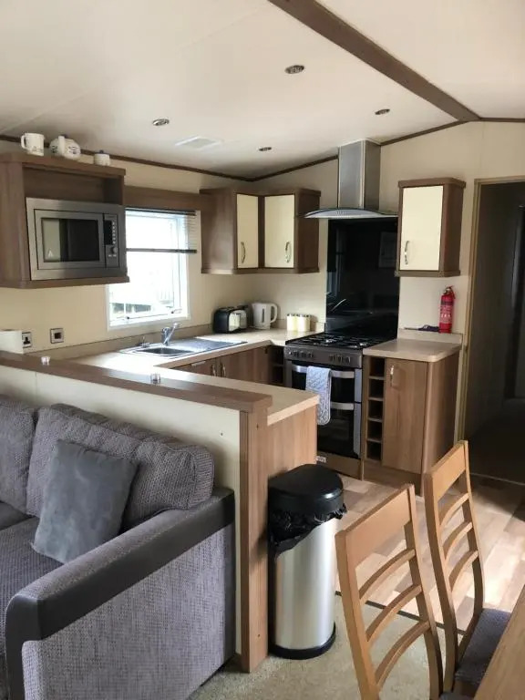 River View 46