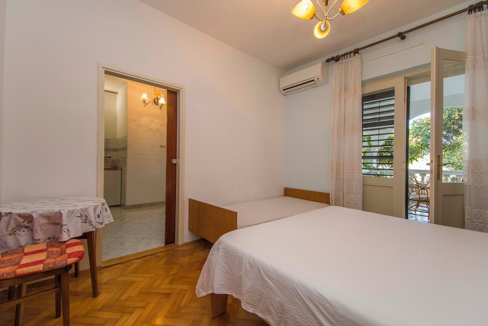Apartments Ive
