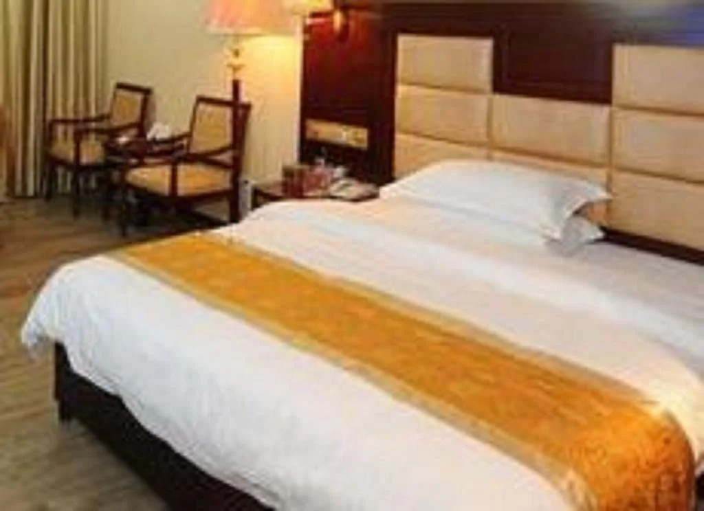 Guangxi Yulin Shenghao Business Hotel