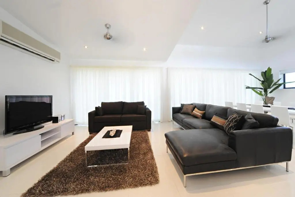 Pinnacle Apartments on Hamilton Island by HIHA