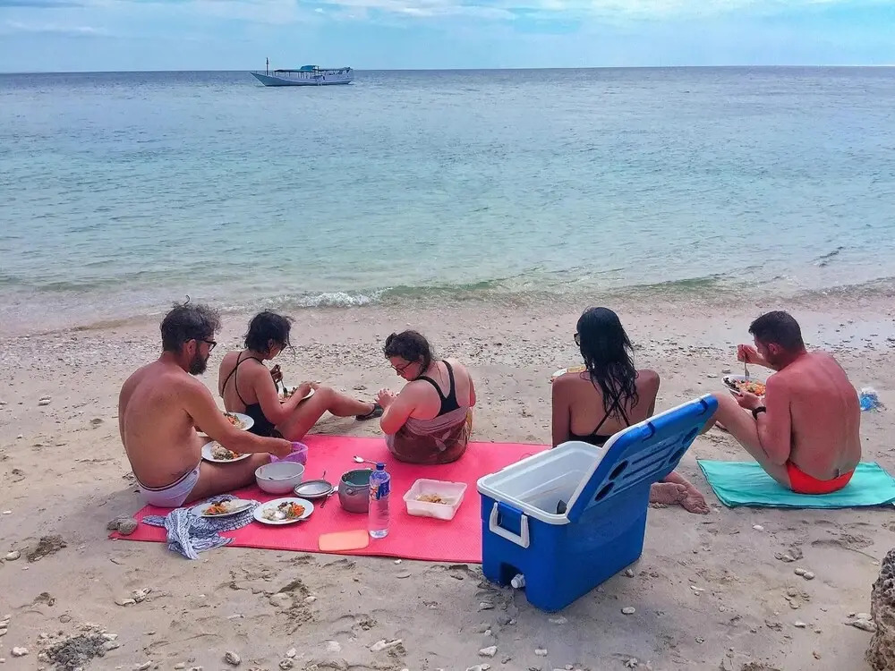 Maleo Moyo Hotel & Dive Resort