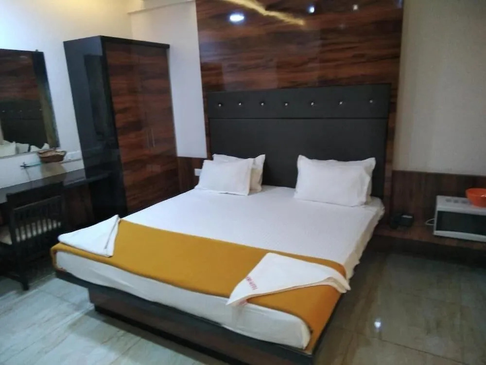 Atharva Hotel