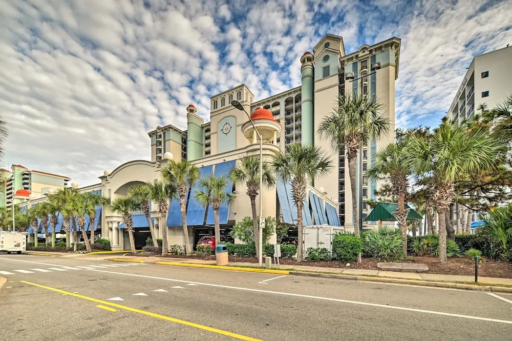 Oceanfront Myrtle Beach Rental w/ Pool!
