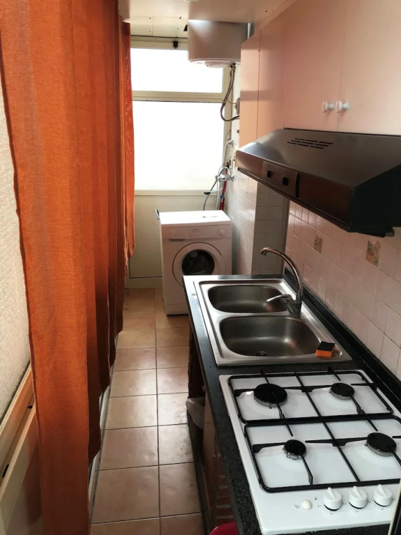31maggio appartamento giengy