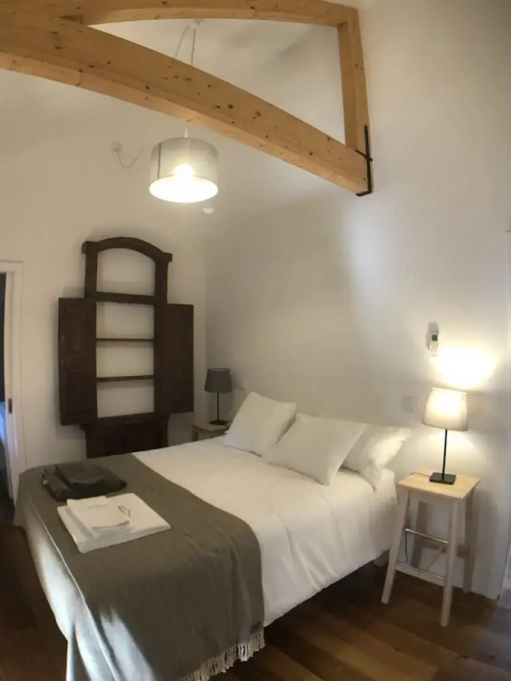Vila Cavali a in Bustelo