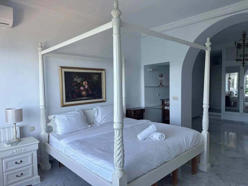 Cliff Apartment With sea View in Sidi Bou Saïd