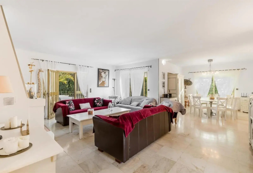 Holiday villa for rent in Marbella