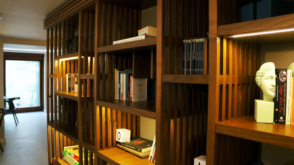 Apollon Library Suites