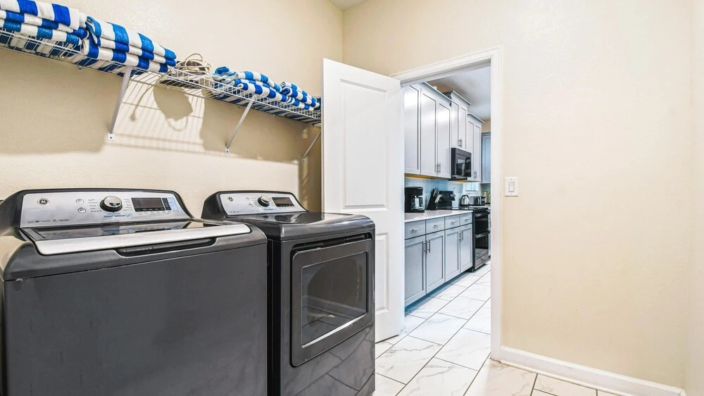 Disney Dreams 5br Themed Villa w Pool Spa, Kissimmee