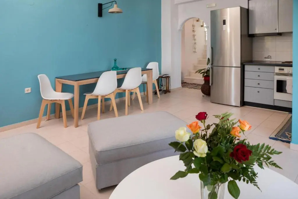 Big Blue Villa in Kisamos, 10 meters from Sea