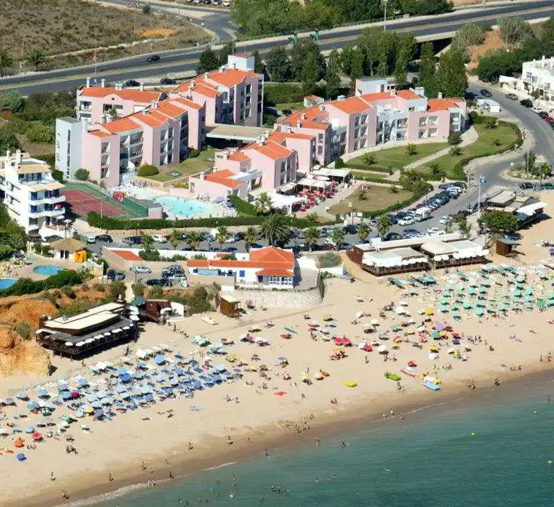 Apartamentos Coral do Vau