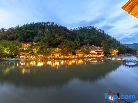 Manshan Su · Jiangjing Homestay