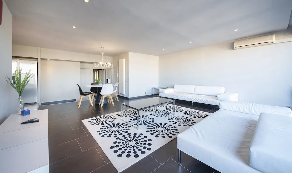 You Stylish Penthouse Apartment