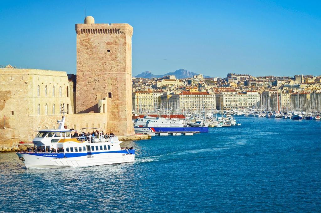 B&B HOTEL Marseille Centre Vieux Port